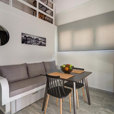 Molos Beachfront Apartments In Diakopto Exteriér fotografie
