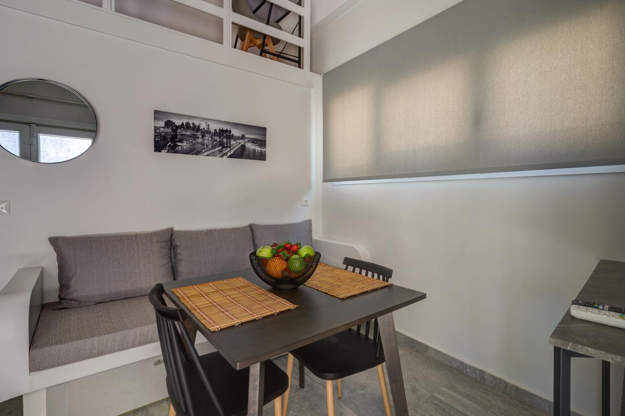 Molos Beachfront Apartments In Diakopto Exteriér fotografie