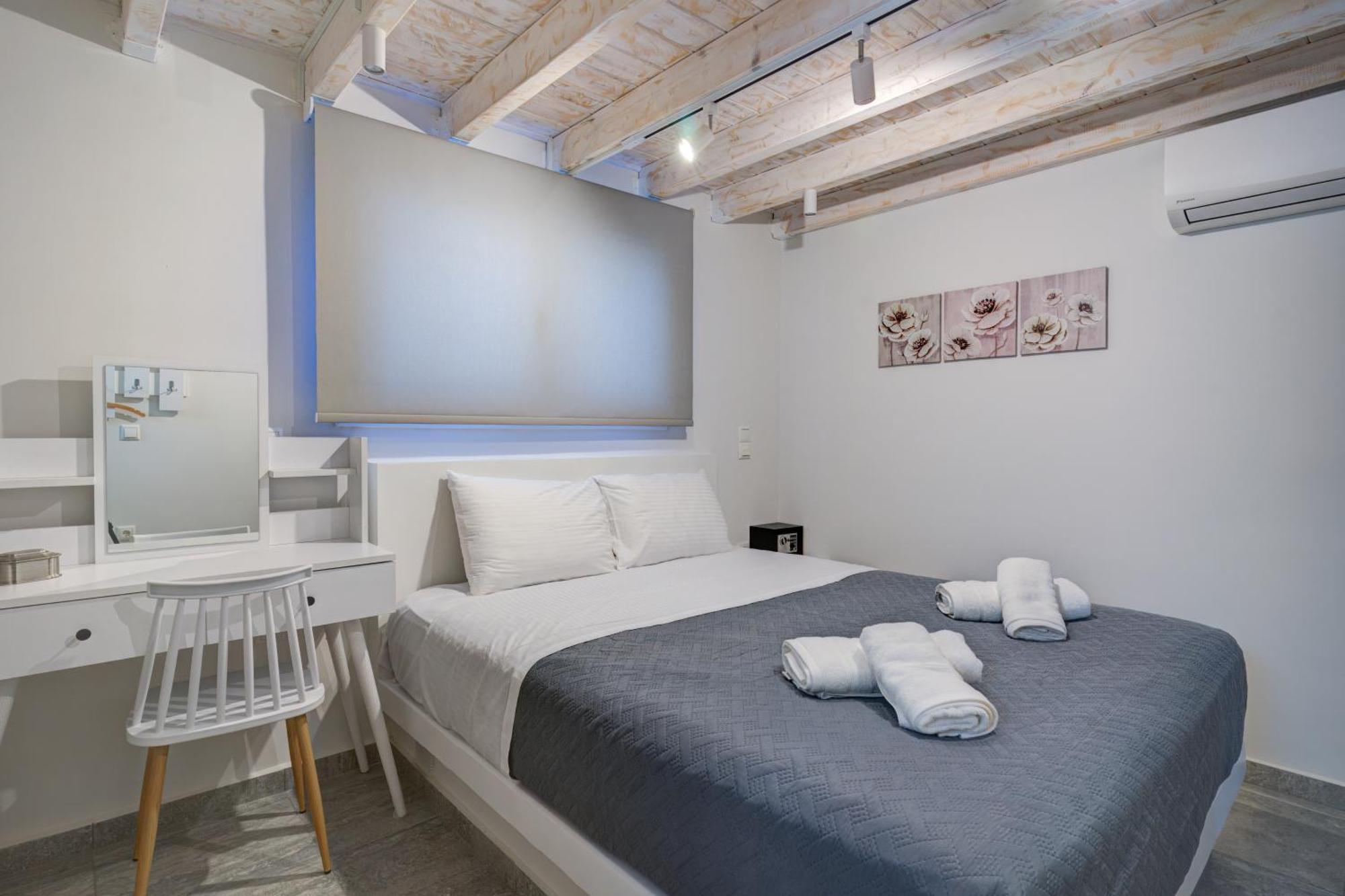 Molos Beachfront Apartments In Diakopto Exteriér fotografie