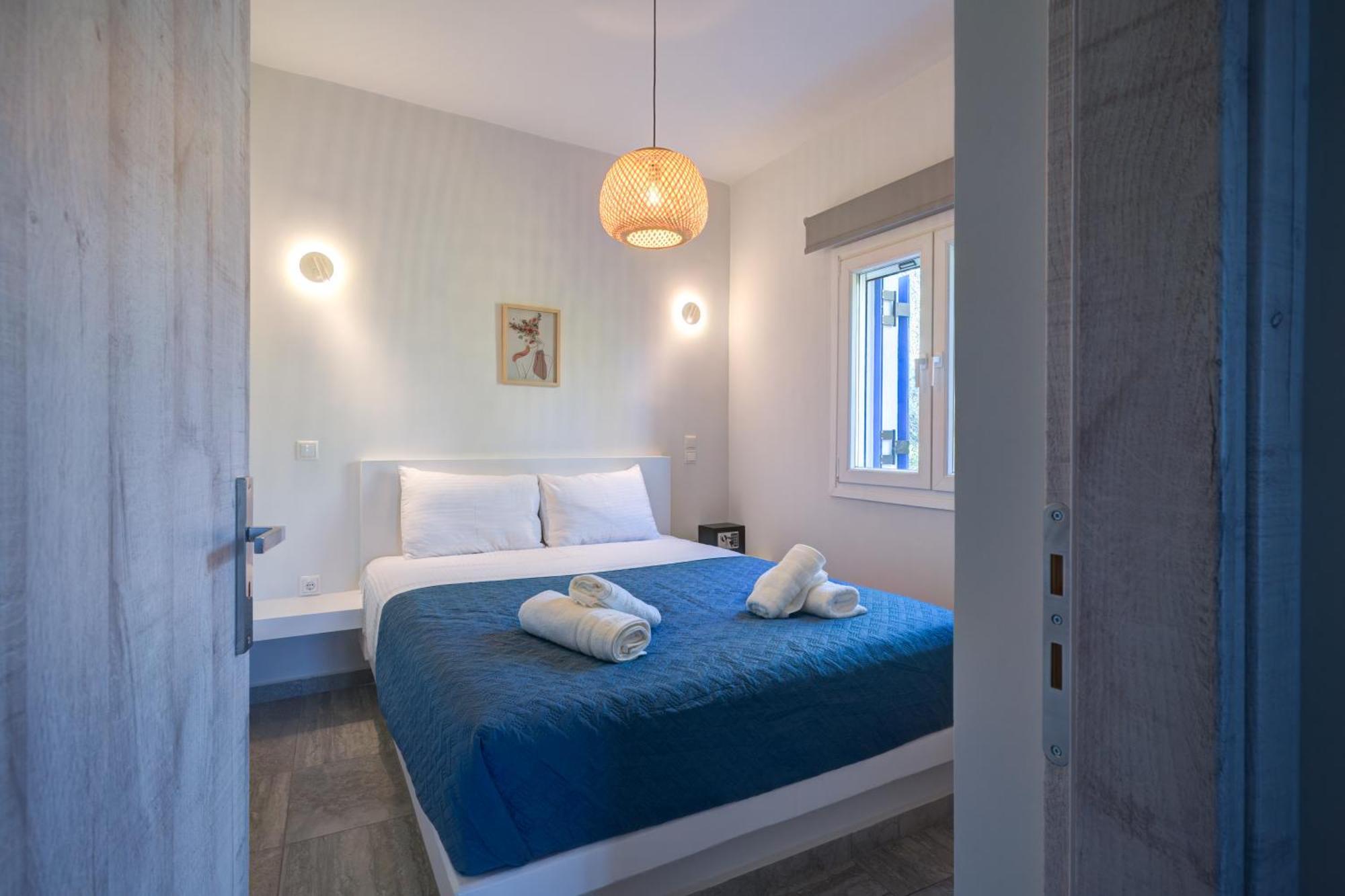 Molos Beachfront Apartments In Diakopto Exteriér fotografie