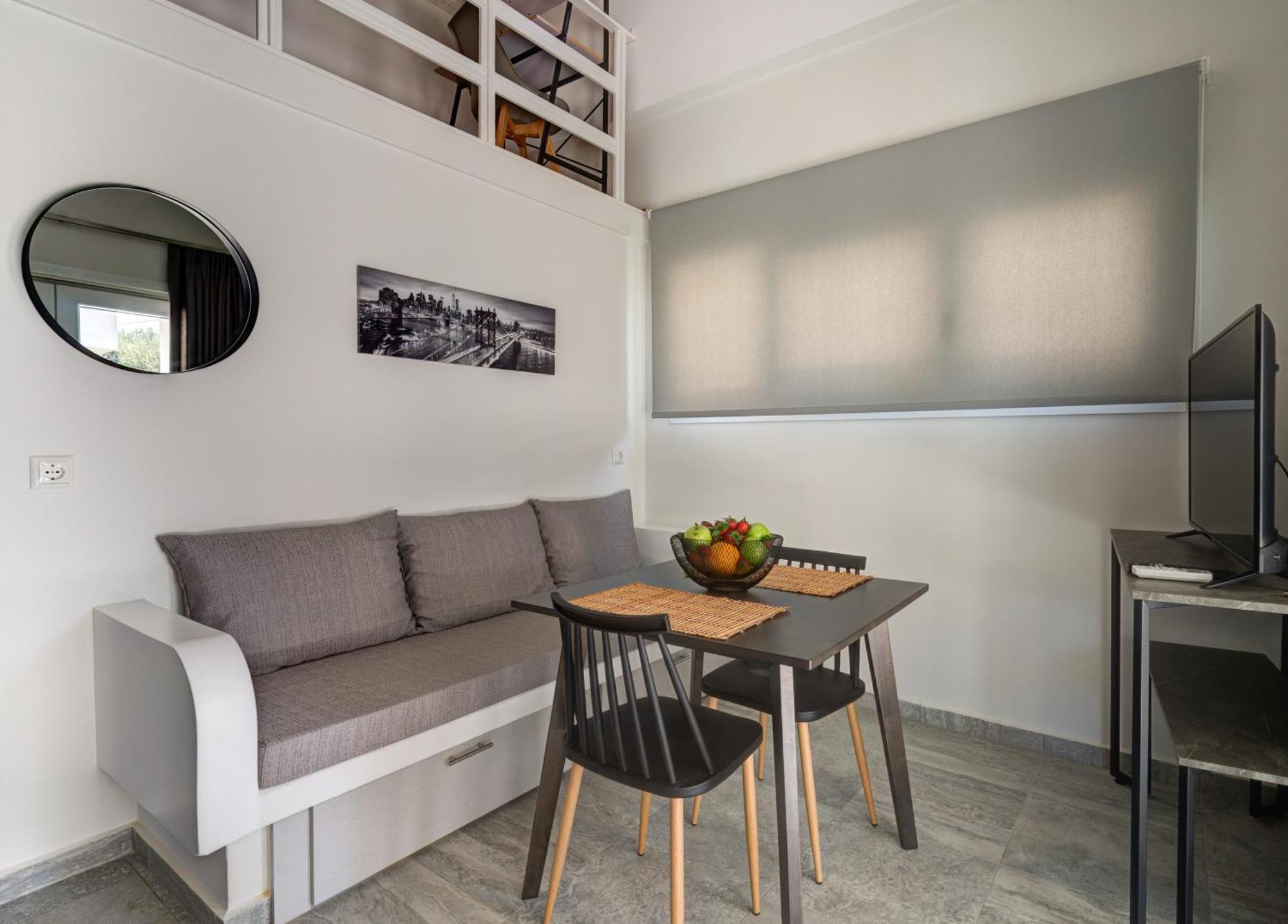 Molos Beachfront Apartments In Diakopto Exteriér fotografie