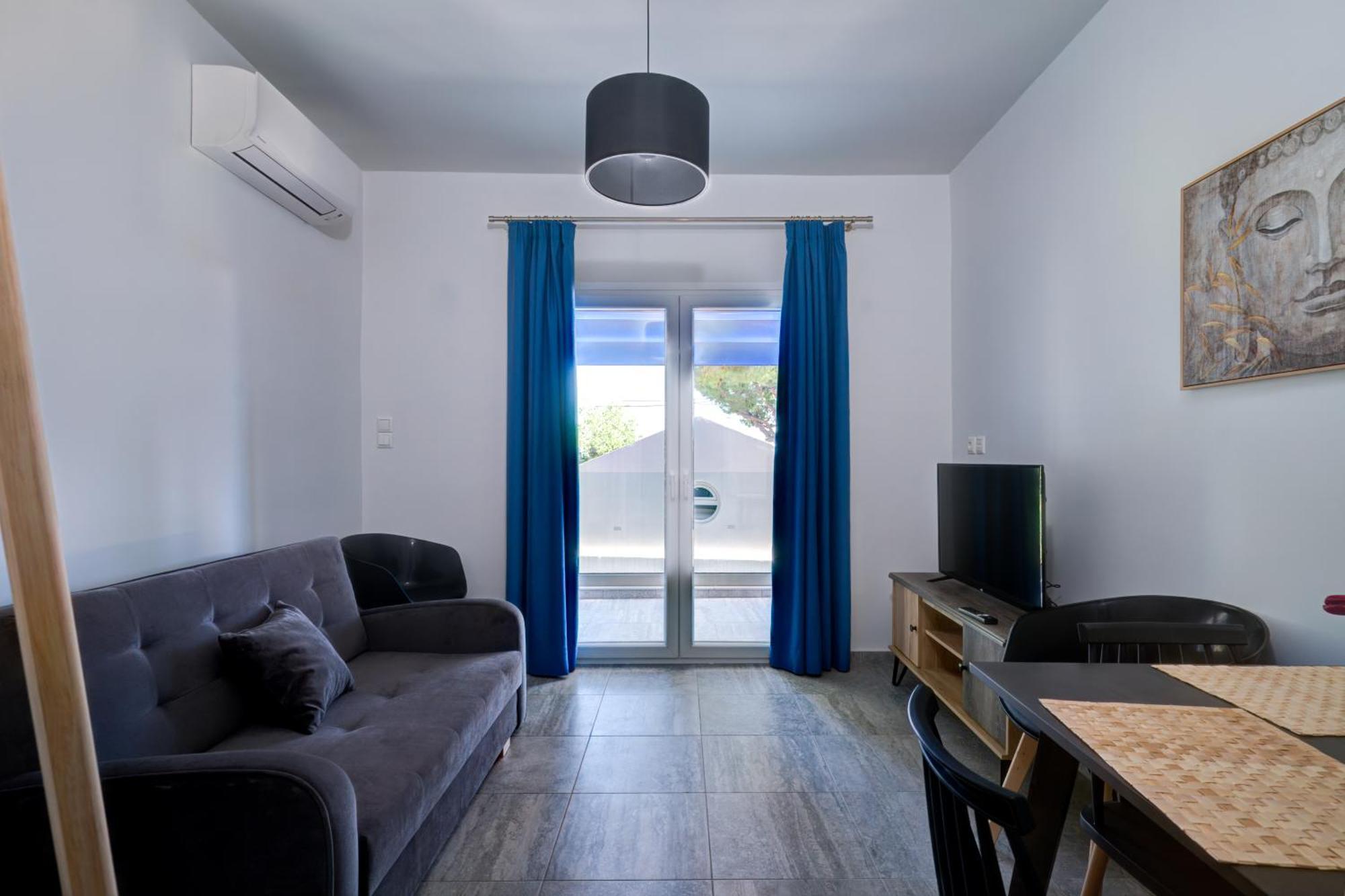 Molos Beachfront Apartments In Diakopto Exteriér fotografie