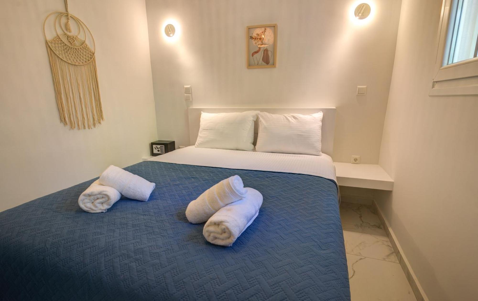 Molos Beachfront Apartments In Diakopto Exteriér fotografie